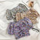 Floral V-neck Ruffled-trim Short-sleeve Blouse