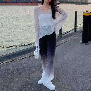 V-neck Knit Top / Gradient Wide-leg Pants