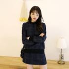 Set: Relaxed-fit Plaid Pullover + H-line Miniskirt