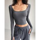 Wide U-neck Plain Crop T-shirt