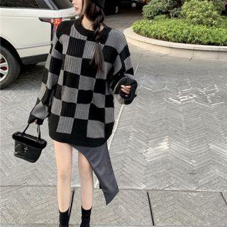 Checkerboard Pattern Sweater / Irregular Midi Skirt