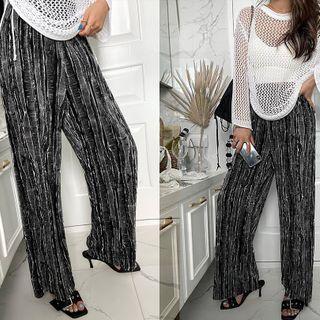 Patterned Pleated Pants