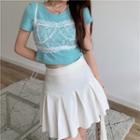 Short-sleeve Plain Cropped T-shirt / Lace Camisole Top
