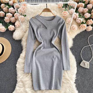 Plain Round-neck Cutout Long-sleeve Dress