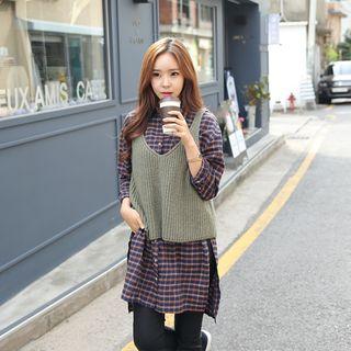 V-neck Rib-knit Vest