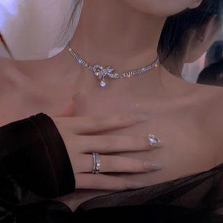 Bow Rhinestone Alloy Choker Choker - Silver - One Size