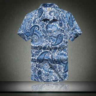 Short-sleeve Paisley Print T-shirt