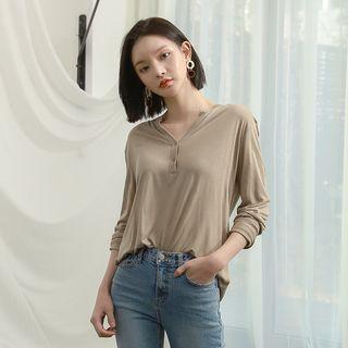 Loose-fit Silky Henley