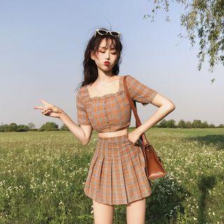 Set: Plaid Short-sleeve Crop Top + A-line Pleated Skirt