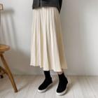 Band-waist Pleated Long Knit Skirt