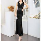 Cut-out Side-slit Sleeveless Sheath Evening Gown