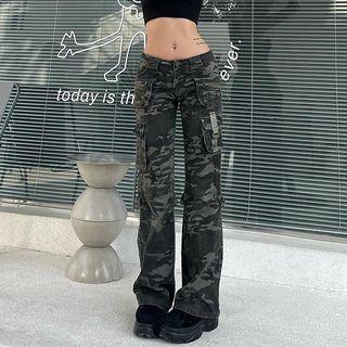 Low Rise Camo Print Wide Leg Cargo Jeans