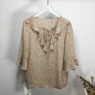 Ruffle Trim Floral Print 3/4 Sleeve Blouse