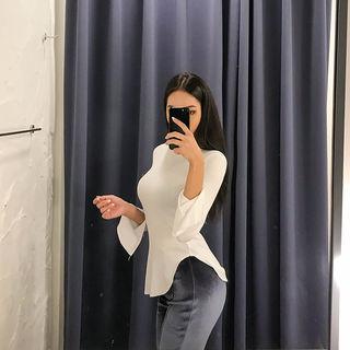 Witch-sleeve Slim-fit Top