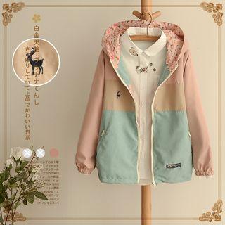 Deer Embroidered Color Panel Hooded Jacket