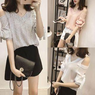 Elbow-sleeve Cold Shoulder Chiffon Top