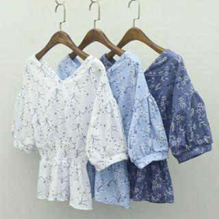 Elbow-sleeve Floral V-neck T-shirt