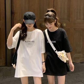 Lettering Elbow-sleeve T-shirt / Belt Bag