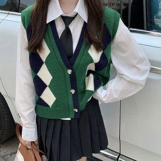 V-neck Argyle Button Vest