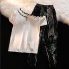 Set: Short-sleeve Off-shoulder Lettering T-shirt + Print Pants