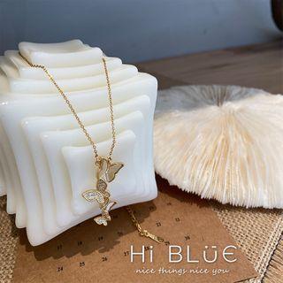 Alloy Shell Butterfly Pendant Necklace Gold - One Size