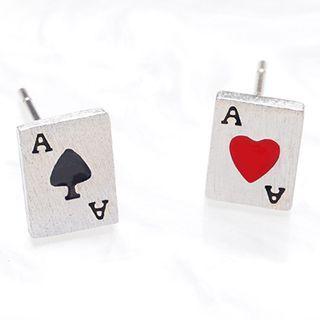 Non-matching Alloy Poker Earring