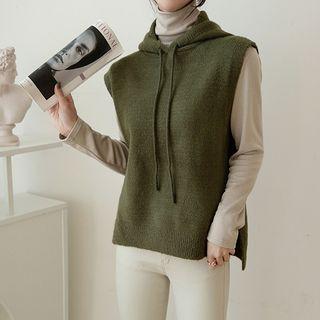 Dip-back Sleeveless Hoodie