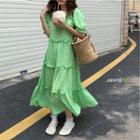Short-sleeve Floral Print Tiered Midi A-line Dress Green - One Size