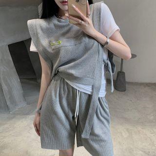 Short-sleeve Plain T-shirt + Plain Vest / High-waist Drawstring Plain Sports Shorts