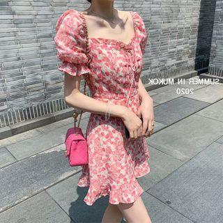 Petal Print Short-sleeve Mini A-line Dress