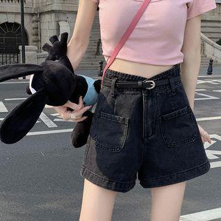 Set: Pocket Detail Denim Shorts + Belt