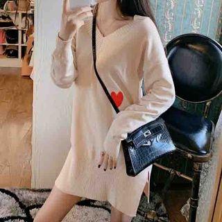 Heart Print V-neck Mini Sweater Dress