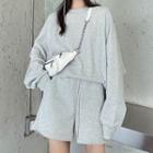 Waffle Sweatshirt / Sweatshorts