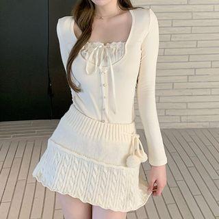 Square-neck Knit Top / Pencil Skirt