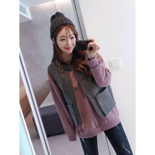 Zip-up Dip-back Vest