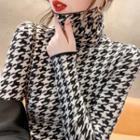 Mock-neck Houndstooth Knit Top Houndstooth - Black & White - One Size