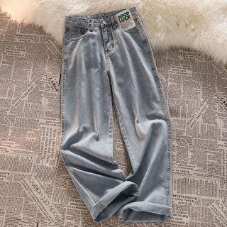 Lettering Patch Washed Baggy Jeans