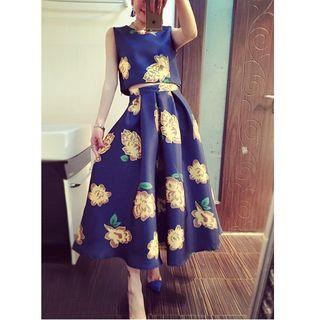 Set: Sleeveless Printed Cropped Top + Printed A-line Skirt