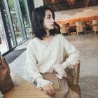 Trumpet Cuff V-neck Knit Top