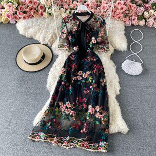 Embroidered Flower Short Sleeve Dress