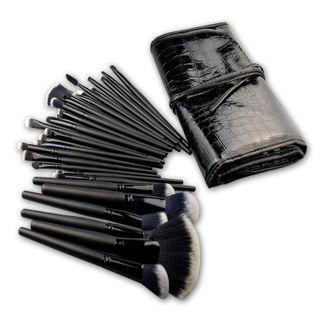 Set Of 32 : Makeup Brush Black - One Size