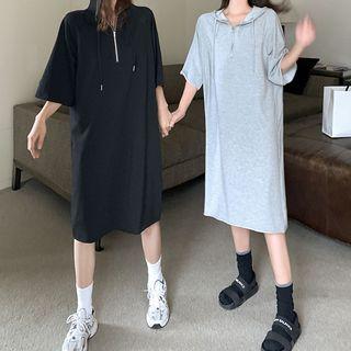 Short-sleeve Midi A-line Hoodie Dress