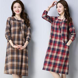 Long-sleeved Loose-fit Crewneck Gingham Long Sheath Dress