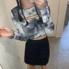 Tie-dyed Cut-out Long-sleeve Cropped T-shirt Gray & White - One Size