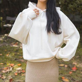 Hooded Raglan-sleeve Sweatshirt