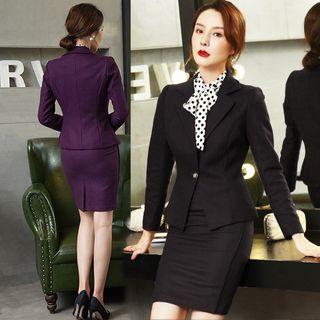 One-button Blazer / Dotted Shirt / Pencil Skirt