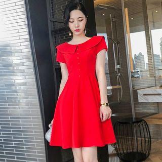 Short-sleeve Collared Buttoned A-line Dress