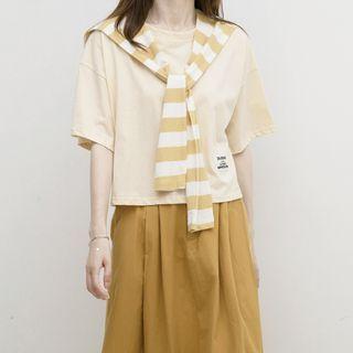 Set: Elbow-sleeve Plain T-shirt + Striped Shawl