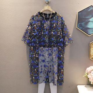 Short-sleeve Mesh Flower Embroidered Dress Blue - One Size