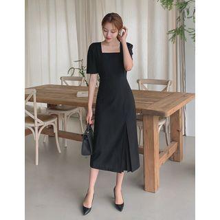 Square-neck Pleated-panel H-line Dress